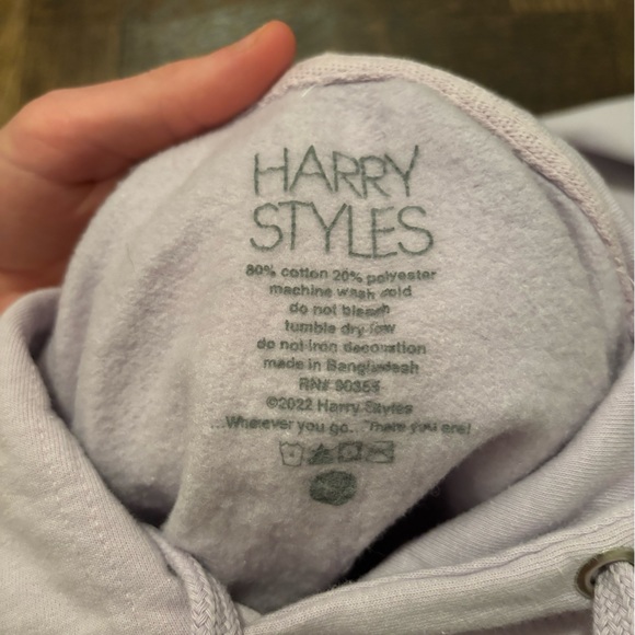 Harry styles Harry’s house lavender sweatshirt merch - Picture 4 of 4